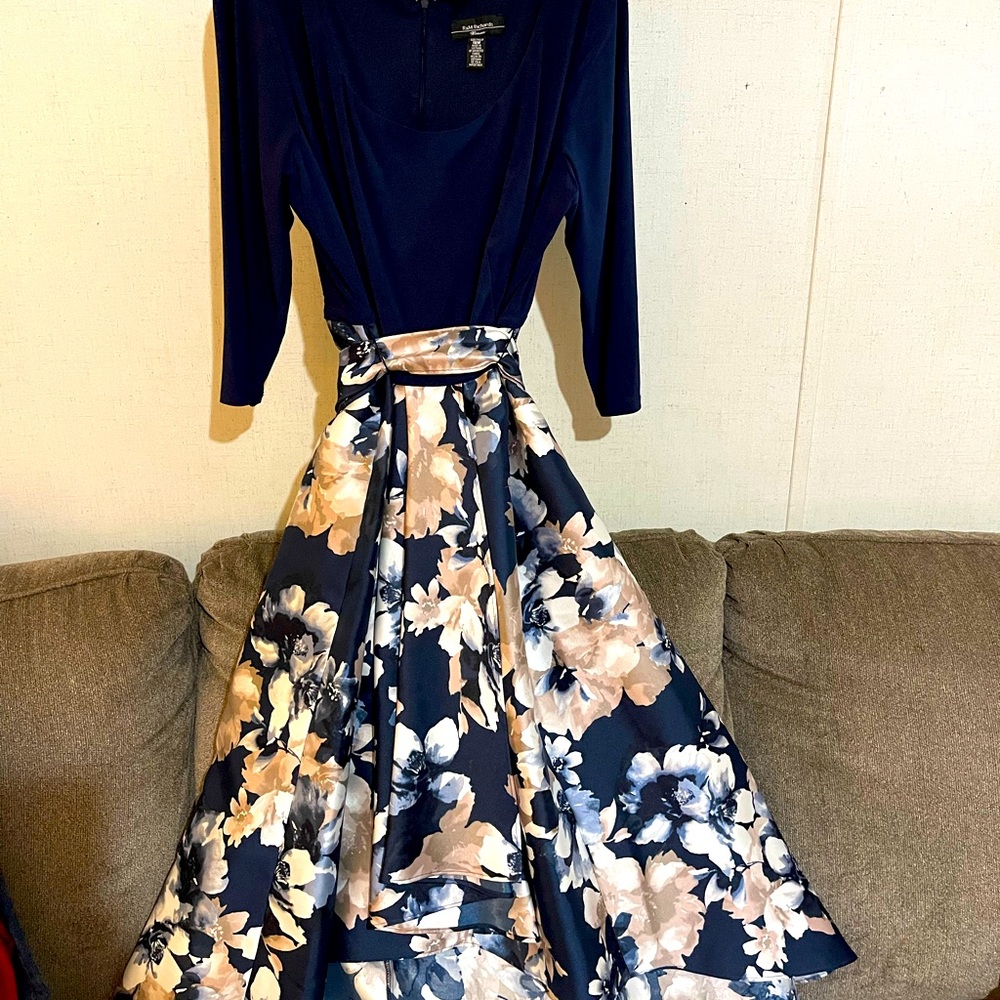R&M 18W Blue and Floral Dress, perfect for the Kentucky Derby:)
